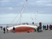 Bild 1 von Toter am Kalfamer war Eigner der gestrandeten Yacht