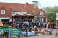 Bild 0 von Auch der Loogster Maibaum steht