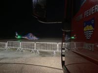 Bild 1 von Hubschrauber benötigte Licht am Flugplatz