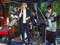 Bild 0 von Musik, die vom Herzen kommt, im Juister Pfarrgarten