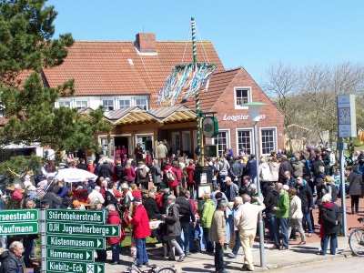 Bild 0 von Line-Dancers "Crows in Line" waren neu beim Loogster Maifest