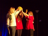 Bild 8 von Gleich zwei Premieren beim Theater-AG der Inselschule