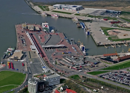 Bild 0 von Norddeich nicht nur Fähr-, sondern auch wichtiger Offshore-Hafen