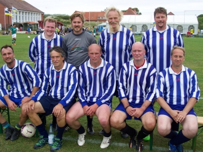 Bild 0 von Langeoog nahm das Siegerpaddel mit nach Hause