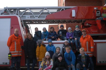 Bild 0 von Grundschule besucht Inselwehr