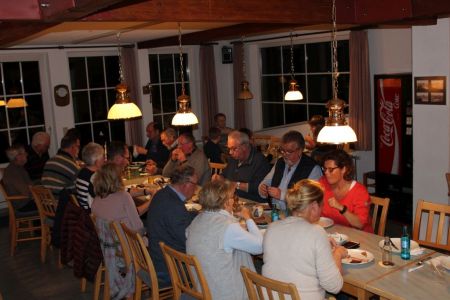 Bild 0 von Nach langer Zeit wieder Aalessen beim Segelklub Juist