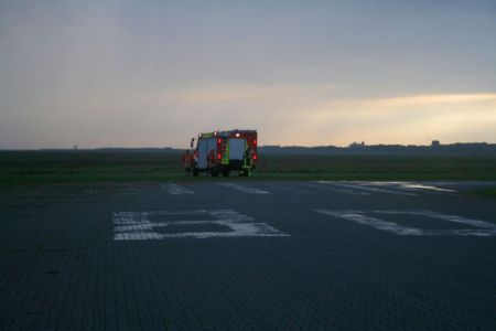 Bild 0 von Zwei Feuerwehren, zwei Rettungsdienste und ein Helikopter im Einsatz