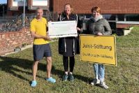 Bild 0 von Juist-Stiftung fördert Schwimmunterricht für Juister Schulkinder