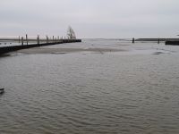 Bild 0 von Baggerschiffe können kein Material mehr im Hafen bewegen