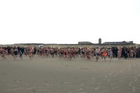 Bild 1 von Erfolg beim Neujahrsschwimmen trotz winterlicher Wetterbedingungen