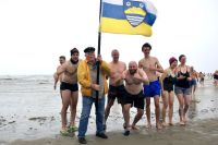 Bild 3 von Erfolg beim Neujahrsschwimmen trotz winterlicher Wetterbedingungen