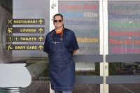 Bild 1 von Flugplatzrestaurant öffnete mit neuem Team und frischem Innenleben