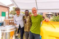 Bild 1 von Afrikafest erbrachte 17.102 Euro für die Naume-Kinderstiftung