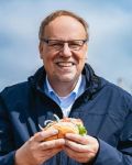 Bild 0 von Auf Juist bekam Olaf Wiltfang die Stimmenmehrheit als Landrat